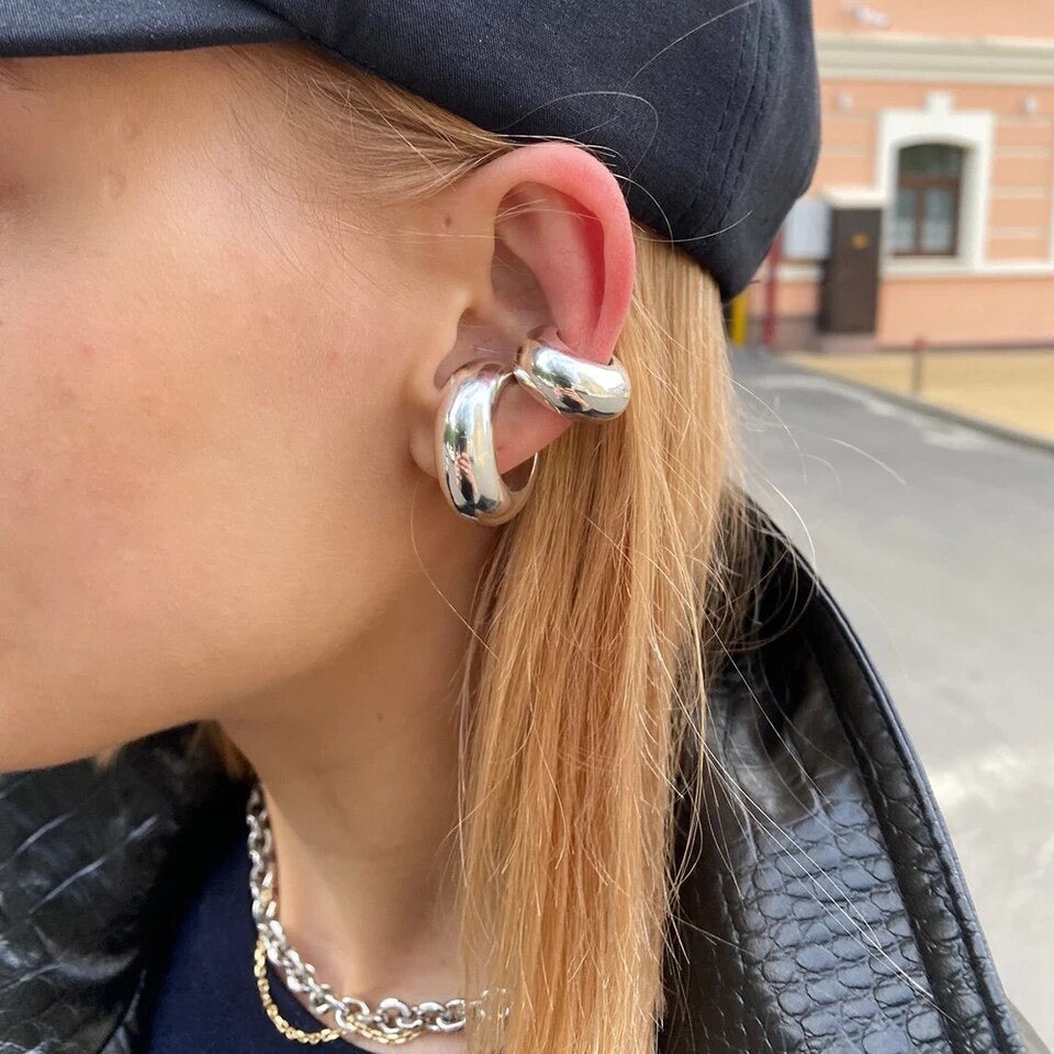 Thick silver earcuff