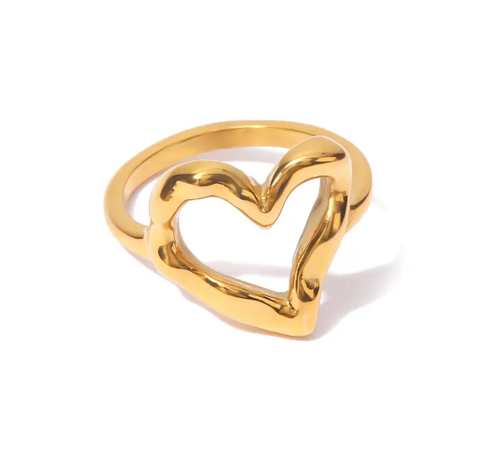 Hollow heart ring