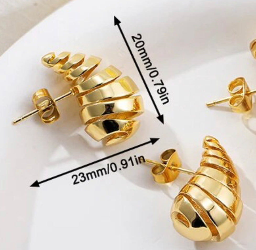 Mini caracol earrings