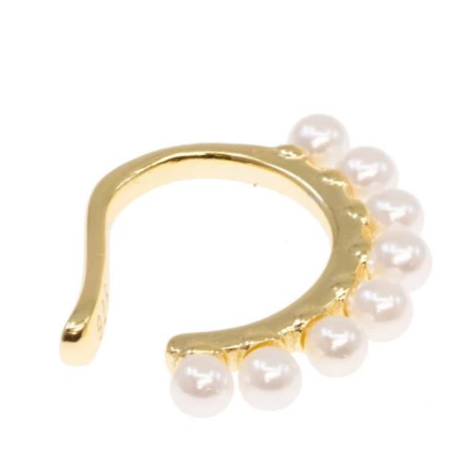 Pearls earcuff gold