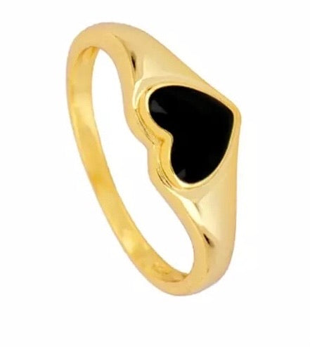 Black heart ring gold