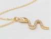 Short snake necklace gold